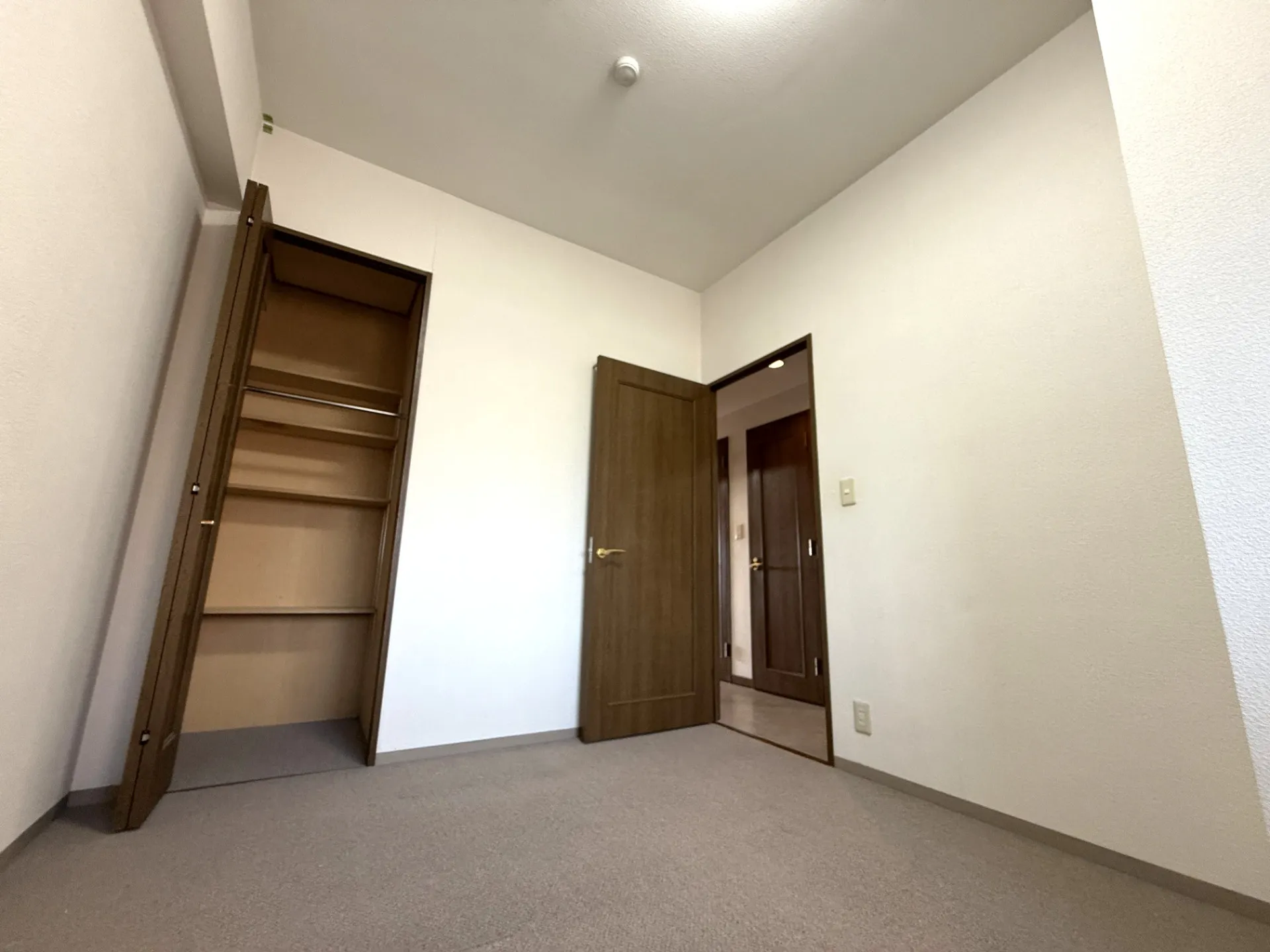 洋室5.4帖