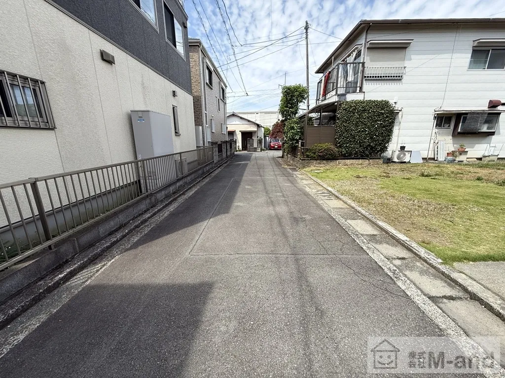 前面道路（位置指定道路）