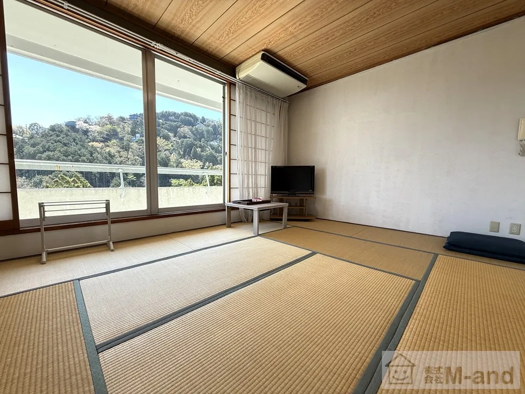 熱海市　ビラ自然郷マンション　D棟　190万円