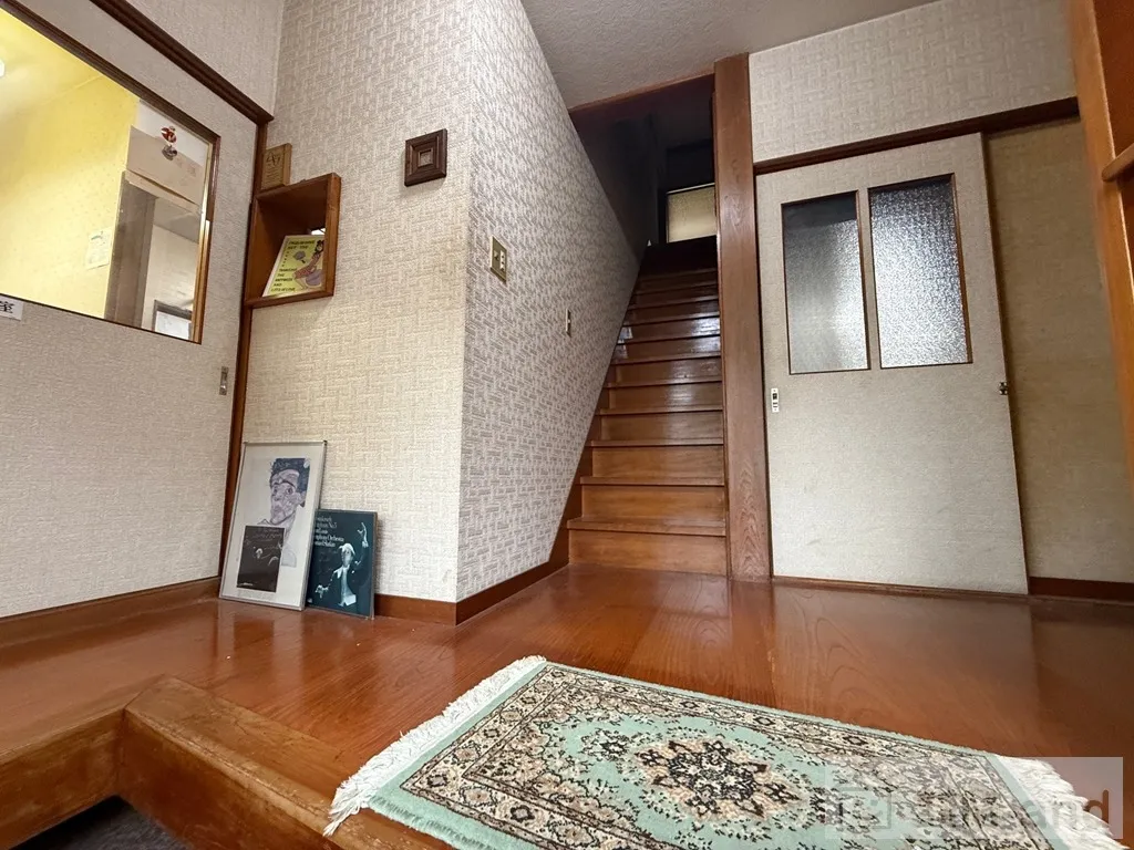 しっかりとした和の造りの玄関