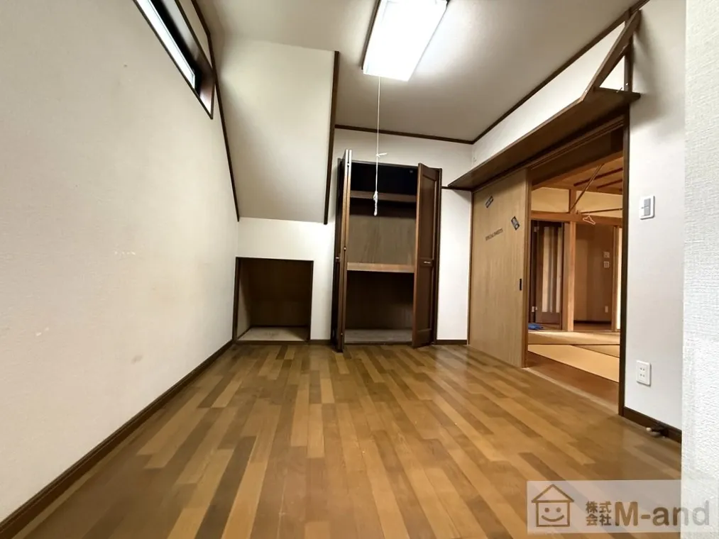 納戸（1F）